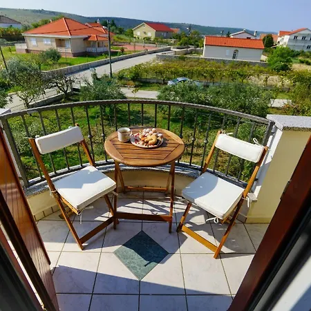 Apartman Secret Garden Razanac